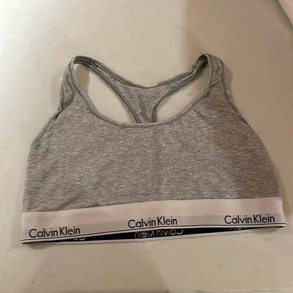 Calvin Klein sports bra - Picture 1 of 1